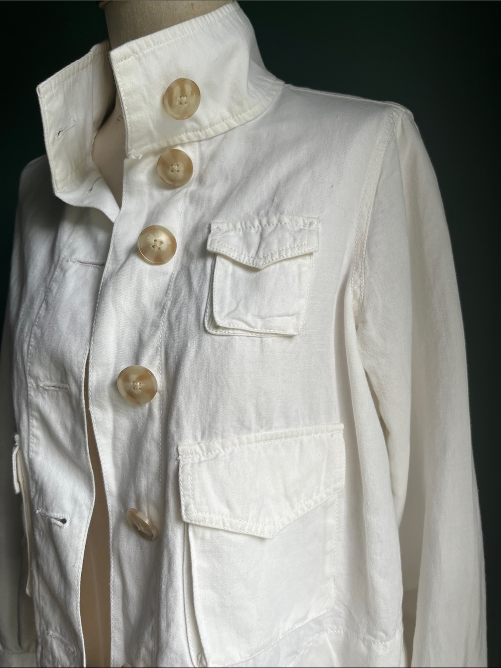 Loft of white utility Jacket - Picture 3 of 9